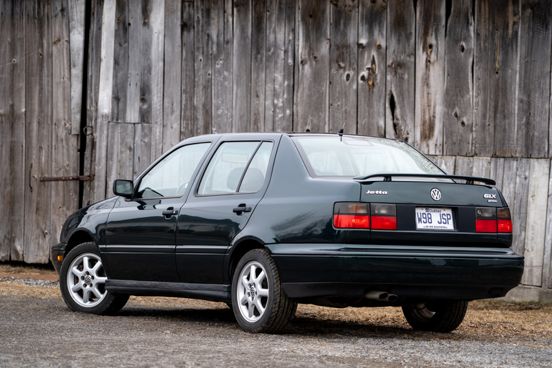 Illustration for article titled The Volkswagen Jetta GLX VR6 Was Ahead Of Its Time